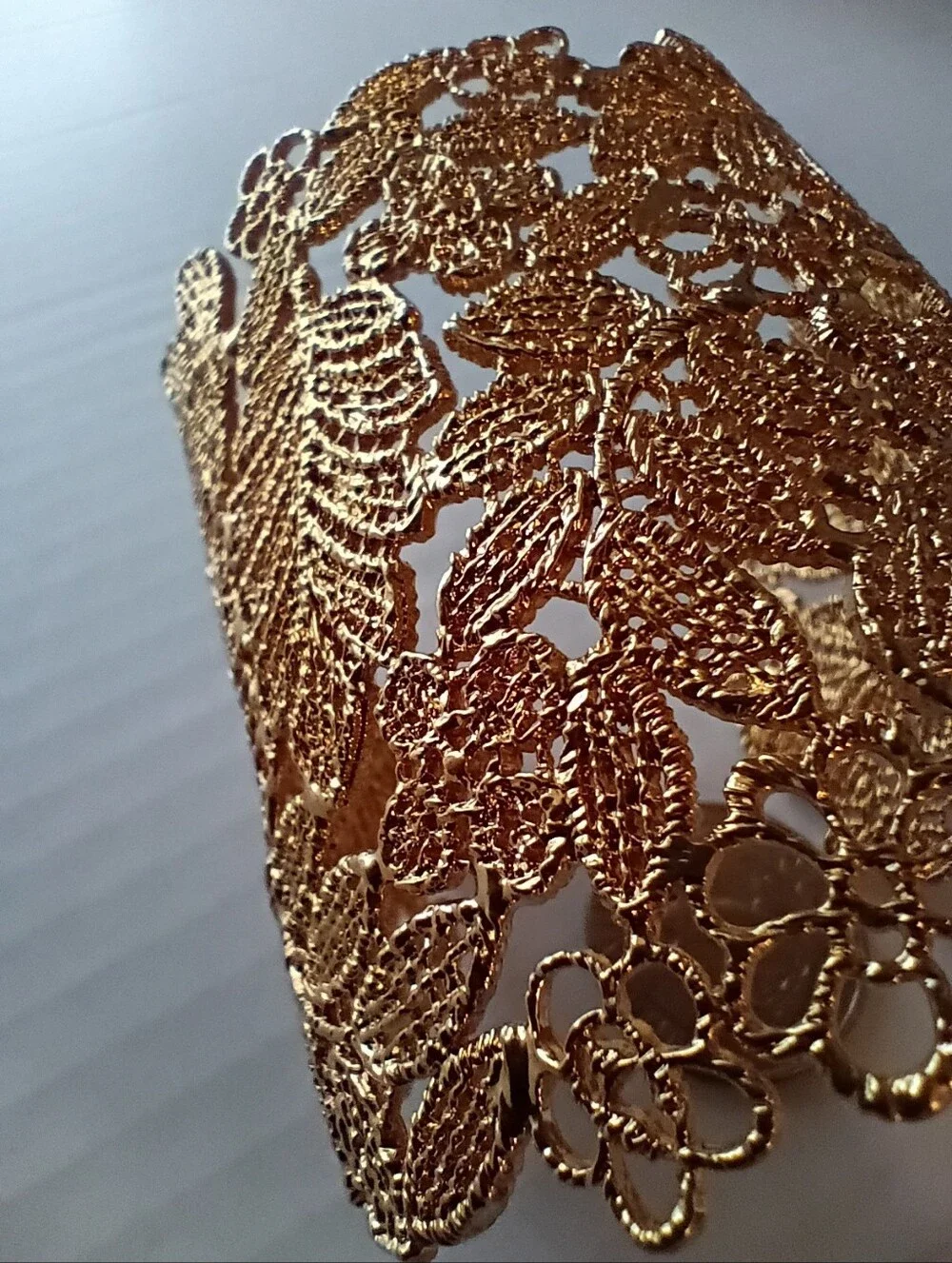 Stella And Dot "Chantilly Lace" Cuff Bracelet - Picture 5 of 7